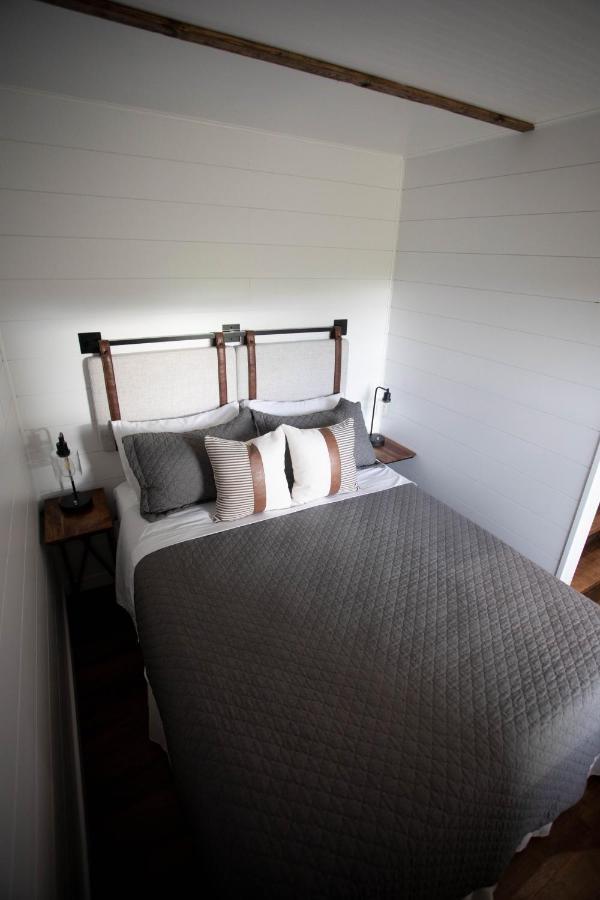 Cozy Cottage On 250 Acre Dairy Farm Near Ark 드라이리지 외부 사진